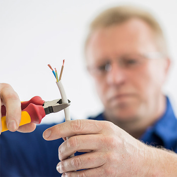 DGUV Vorschrift 3 Check bei Elektro Grauer Florek & Baisch GbR in Stuttgart