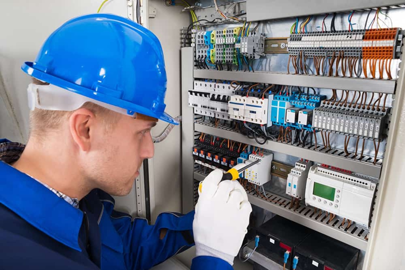 Elektroniker für Energie- und Gebäudetechnik (m/w/d) bei Elektro Grauer Florek & Baisch GbR in Stuttgart