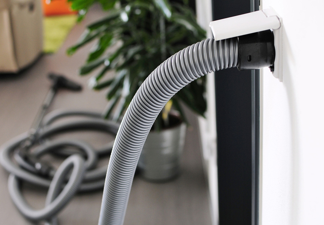 Zentral­staubsaug­anlagen bei Elektro Grauer Florek & Baisch GbR in Stuttgart