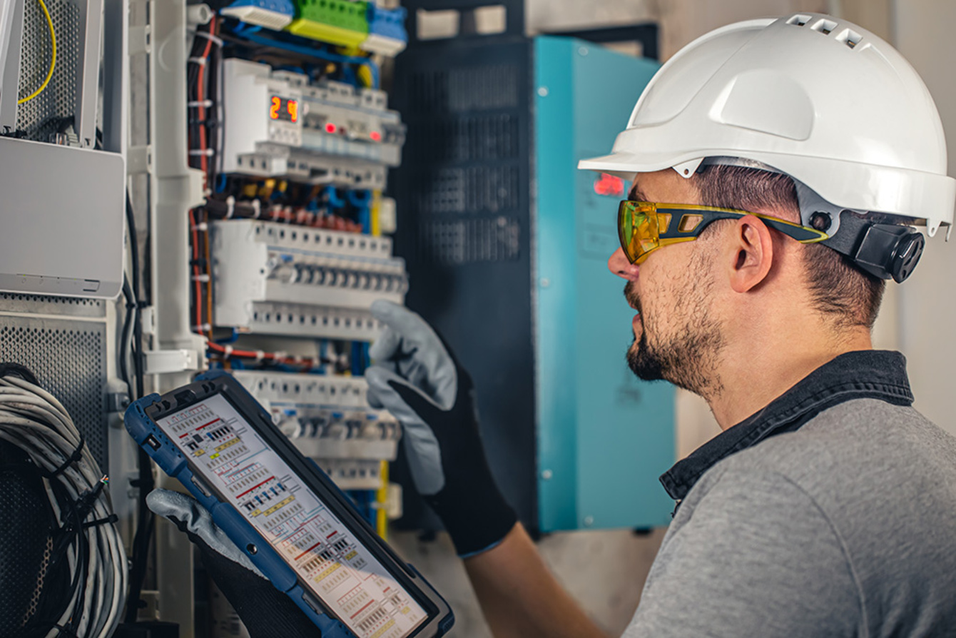 Industrie und Gewerbe bei Elektro Grauer Florek & Baisch GbR in Stuttgart