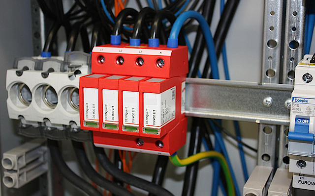 Über­spannungs­schutz bei Elektro Grauer Florek & Baisch GbR in Stuttgart